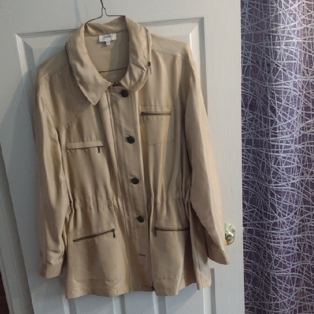 Neiman Marcus Beige Silk Blend Jacket